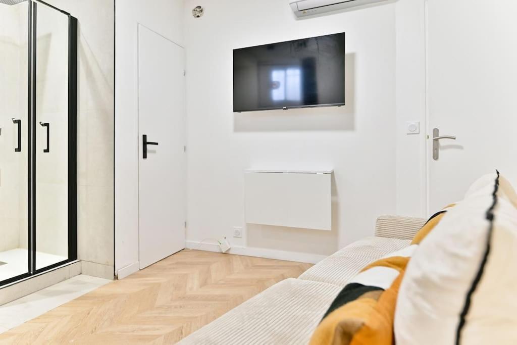 Appartement Proche Wagram - Iii